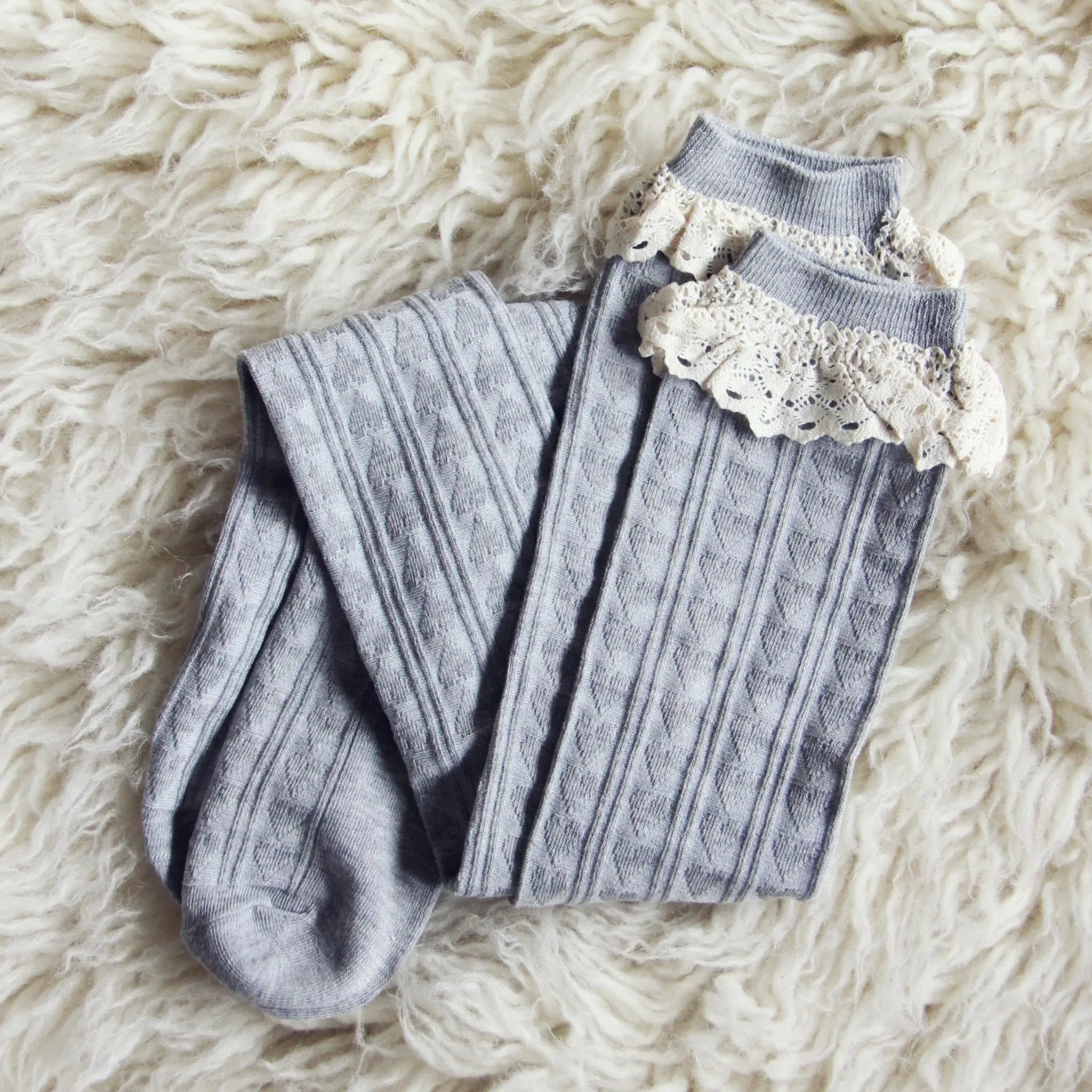 Sweetheart Lace Socks in Gray